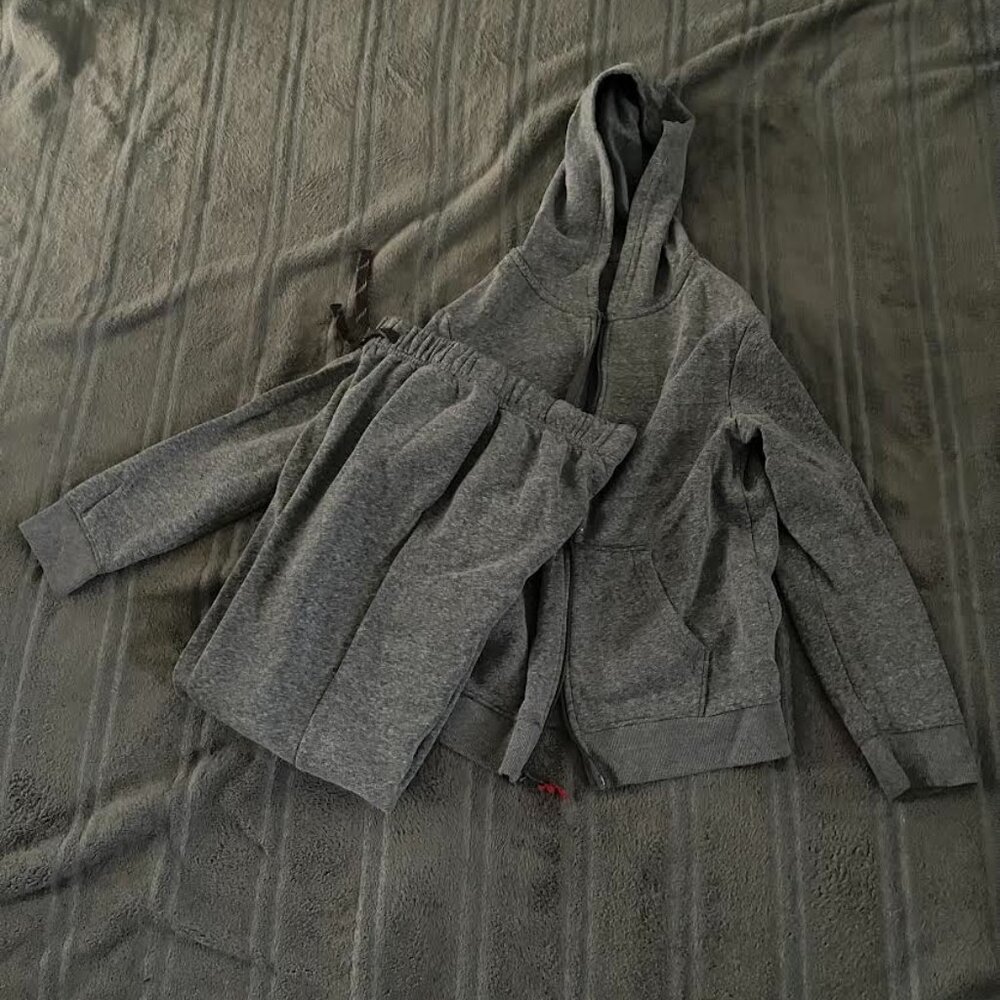 Gray Cat & Jack sweatsuit